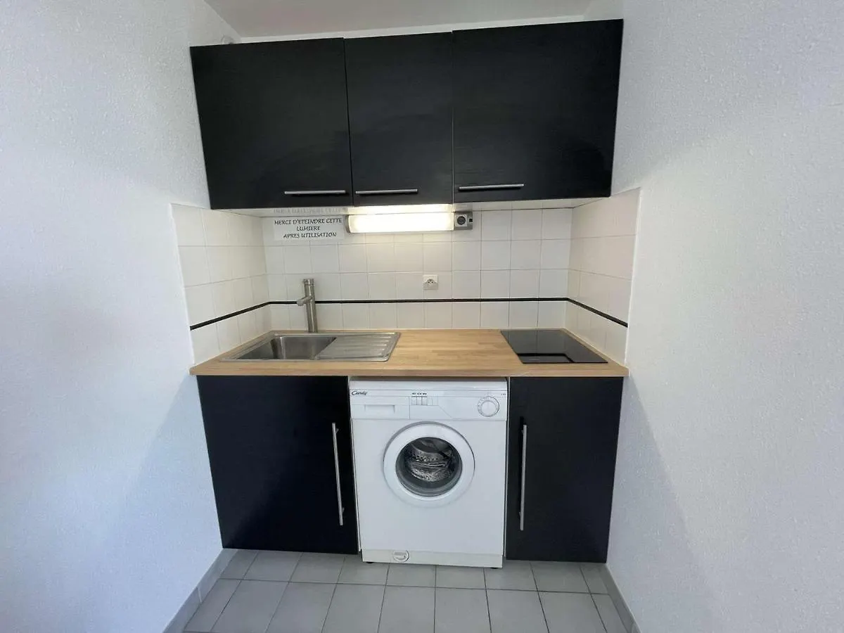 Deux Pieces Renove Avec Terrasse, Parking Prive A Port Camargue - Fr-1-250-173 Apartment Saint-Melany